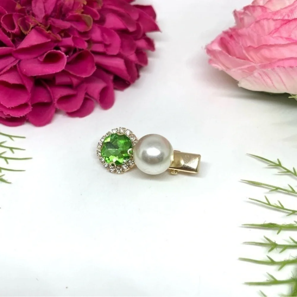 NEW⚜️Bright Green Crystal Embellished Hair Barrette